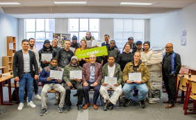 16 kandidaten behalen certificaat elektromonteur of schilder