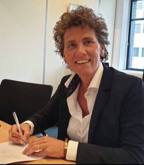 Esther Ceelen nieuw bestuurslid ION