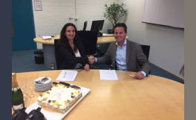 Ondertekening contract markeert start verbouwing