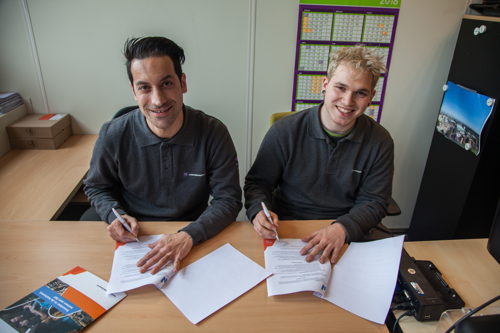 Eerste deelnemers van de Banenmotor tekenen contract