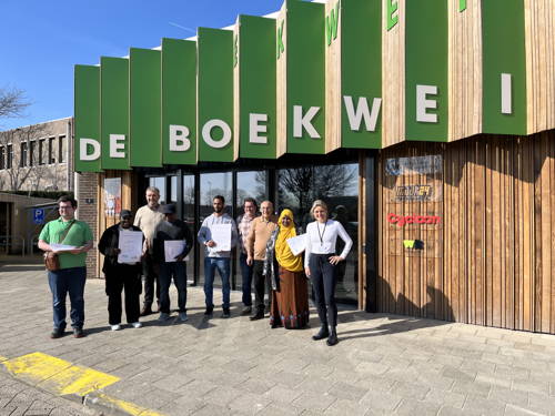 Zeven deelnemers zetten stap naar werk na ontwikkeltraject bij Maak24