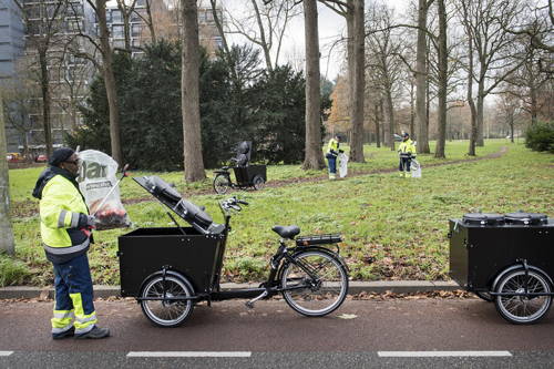 Vier extra straatvegers in Dukenburg